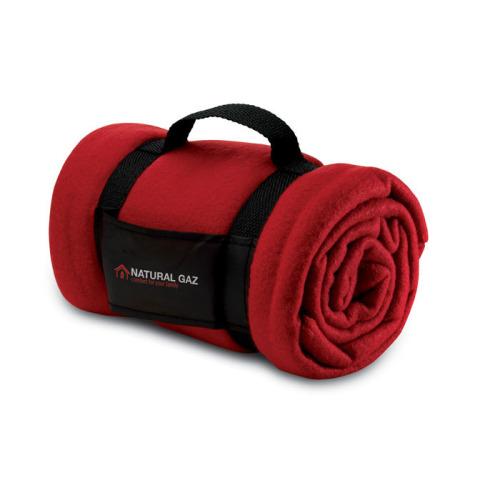 Koc polarowy Czerwony MO7245-05 (3)