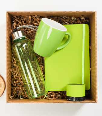 Giftboxy dla firm – zestawy prezentowe szyte na miarę